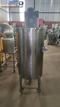 Tanque em a�o inox 270 litros