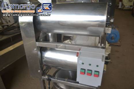 Despolpadeira horizontal de 2 est�gios Mecamau