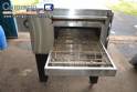 Forno de esteira em inox � g�s Tupasy