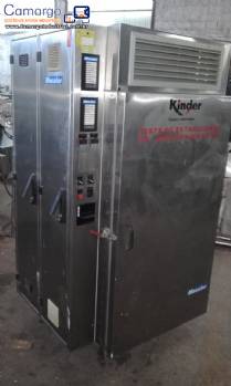 C�mara / Estufa clim�tica em a�o inox para testes Mecalor