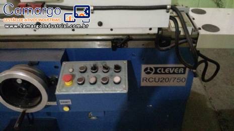 Retifica cil�ndrica Clever RCU