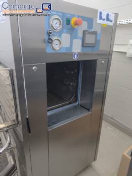 Autoclave em inox horizontal � vapor Phoenix Luferco com v�cuo 317 Litros ano 2024