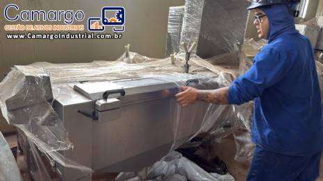 Processadora autom�tica de moela 7.000 unidades hora Usinox ano 2020