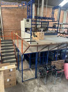 Termoformadora � v�cuo Vacumm Forming �rea da mesa 2,20 x 1,22 m Vacuum Center