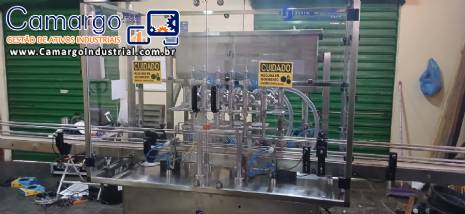 Envasadora com 6 pist�es Nelpas