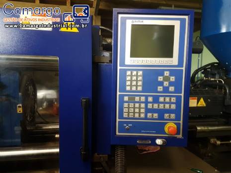 Injetora de pl�stico 160 ton Haitian